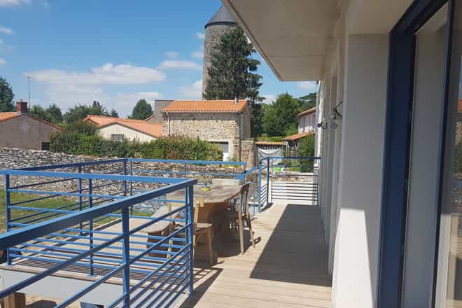 13 surelevation maison bourg le cellier